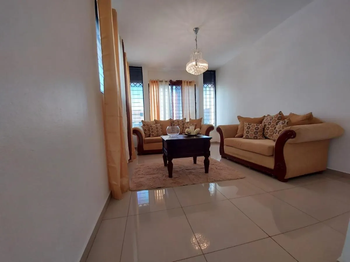 6-1 Santiago City Great Cozy Apt To Stay - Cozy 3 Bedrooms Apartment For 7 Peoples - Close To All Kind The Business Wifi - Air Condition 圣地亚哥洛斯卡巴 多米尼加共和国
