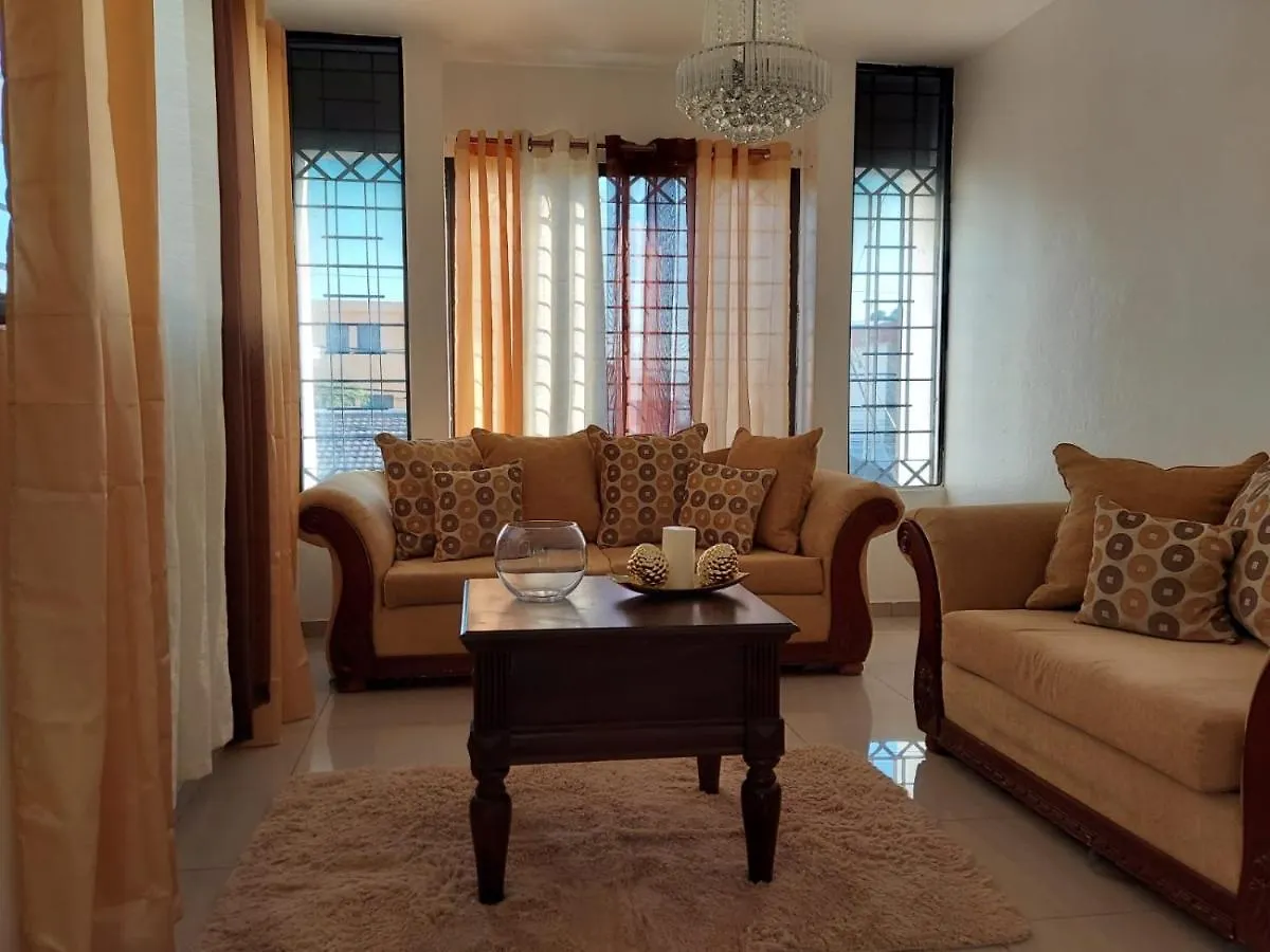 6-1 Santiago City Great Cozy Apt To Stay - Cozy 3 Bedrooms Apartment For 7 Peoples - Close To All Kind The Business Wifi - Air Condition 圣地亚哥洛斯卡巴