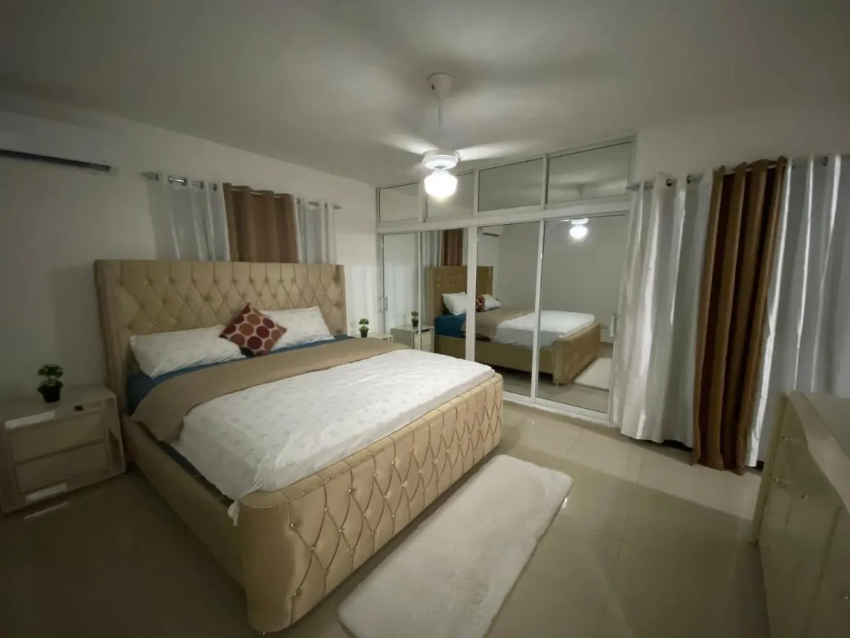 6-1 Santiago City Great Cozy Apt To Stay - Cozy 3 Bedrooms Apartment For 7 Peoples - Close To All Kind The Business Wifi - Air Condition 圣地亚哥洛斯卡巴 多米尼加共和国